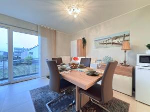 Kuchyň nebo kuchyňský kout v ubytování Spacious 2 BR flat with balcony and parking in Mamer