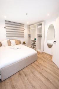 Postel nebo postele na pokoji v ubytování Magnifique Logement indépendant 5 min Colmar parking wifi