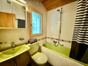 Et badeværelse på S 4 4 Chalet Familial 10pax + 42 billeder