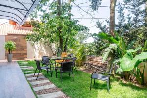 En have udenfor Atalaia SPA 1 Qto c/ Hidro by Achei Camboriú