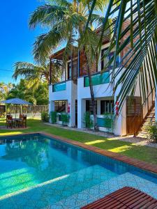 Swimmingpoolen hos eller tæt på Grand VillaBlue pousada boutique