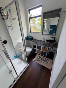 Ένα μπάνιο στο Paradise Found at Studio 65 +31 φωτογραφίες