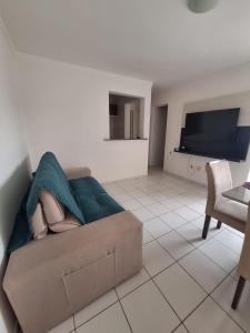 Et tv og/eller underholdning på Apto Gran Village a 4km da Litorânea e 2k do Shopping