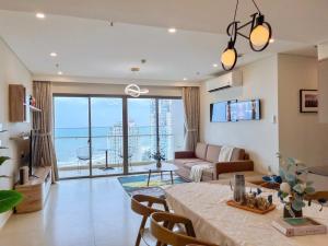 TV a/nebo společenská místnost v ubytování Sea Blooming - The Sóng Vũng Tàu - Gần Biển, Miễn Phí Hồ Bơi, Sauna, Gym