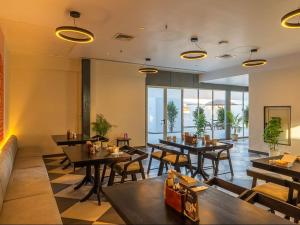 Istumisnurk majutusasutuses The Hosteller Bam Jaipur, Hawa Mahal