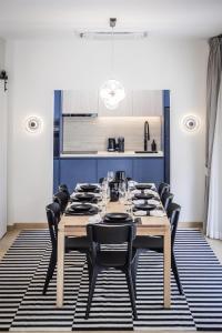 Billede fra billedgalleriet på 5BR Luxury Pool Villa Patong TPSV138 i Patong Beach