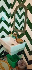 Et badeværelse på Dar Wafa Riad, Restaurant and Hamam + 250 billeder