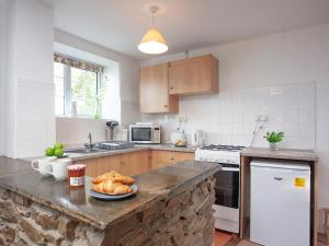 Køkken eller tekøkken på Smithy + 18 billeder