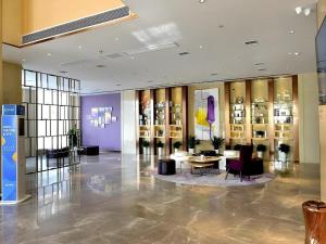 Vstupní hala nebo recepce v ubytování Lavande Hotel·Yichun Wanda, High Speed Railway Station