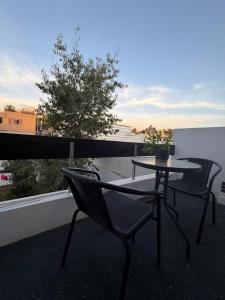 En balkon eller terrasse på Dúplex céntrico y amplio, terraza cochera free
