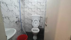 Koupelna v ubytování Hotel O Golden Star