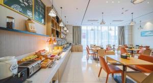 Jídlo v hotelu nebo okolí