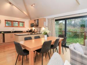 Køkken eller tekøkken på Courtyard Cottage