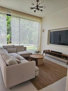 Khu vực ghế ngồi tại Villa Ankh Phangan