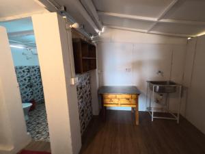 Køkken eller tekøkken på Monsoon + 203 billeder