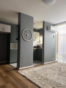 Kuchyň nebo kuchyňský kout v ubytování Ground floor apartment