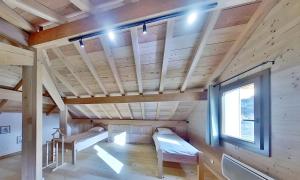 Fotografie z fotogalerie ubytování Casa-Petit Laus Brand New Duplex in Queyras for 6p v destinaci Aiguilles