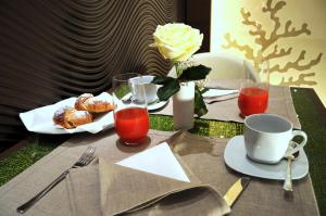 Opciones de desayuno para los huéspedes de Hotel Palazzo Fortunato