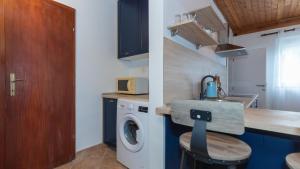 Køkken eller tekøkken på Apartman Dubravka by Villas Guide