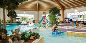 Hồ bơi trong/gần Cardium32