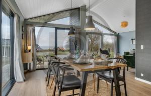 Billede fra billedgalleriet på Cozy Home In Sæby With Wifi i Grønsig