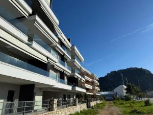 En generel udsigt til bjerge eller udsigt til bjerge taget fra lejligheden