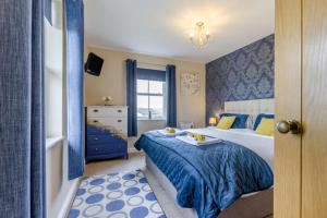 En eller flere senge i et værelse på 3 Bed in Launceston oc-41848