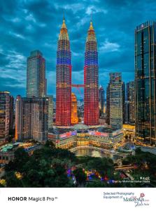a view of the kuala lumpur city skyline at night at Majestic Residence Klcc by Luxury in Kuala Lumpur