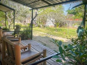 Κήπος έξω από το Ozone Beach House