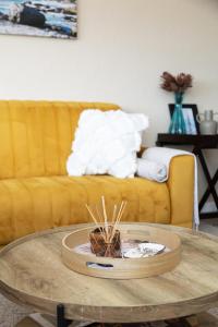 Χώρος καθιστικού στο Beach Front Retreat in Fish Hoek