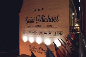 Vottorð, verðlaun, skilti eða annað skjal til sýnis á Hotel St.Michael