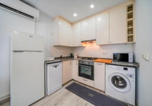 Køkken eller tekøkken på Hauzify I Mar Blau