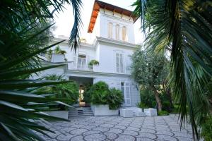 En have udenfor Villa Selenè by My Villa Collection