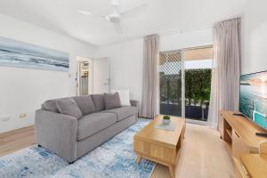 Et tv og/eller underholdning på Narrabeen Nook - Easy Living between Beach & Lagoon