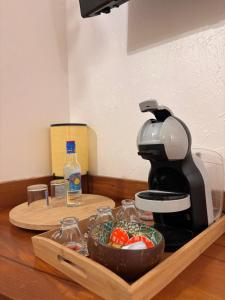 Kuchyň nebo kuchyňský kout v ubytování Saranah Beach Resort - Wifi, Plage, Netflix, Jeux de société