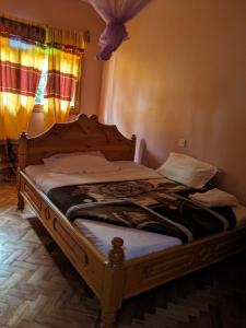 Giường trong phòng chung tại Bethlehem Lodge