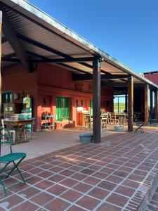 Restaurace v ubytování Refugio Natural en las Sierras de Cordoba