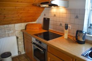Køkken eller tekøkken på Ferienwohnung Sonnenblick
