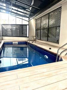 Πισίνα στο ή κοντά στο OliverCeeStays