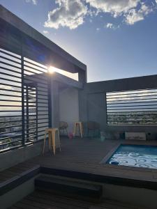 Bazén v ubytování DEPTO LAVALLE 1191 PLAZA BELGRANO nebo v jeho okolí