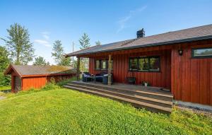 En have udenfor Beautiful Home In Svarstad With Wifi + 8 billeder