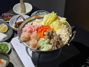 Jídlo v hostelu nebo okolí + 10 fotografií