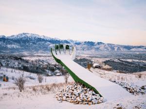 Pik Talgar Eco Village trong mùa đông