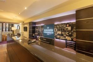 TV a/nebo společenská místnost v ubytování Gloucester Robinswood Hotel, BW Signature Collection