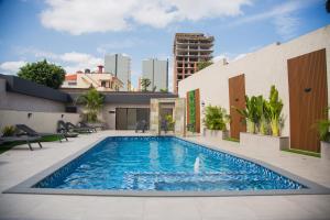 a swimming pool on the roof of a house at WL Hotel Maputo Executive in Maputo