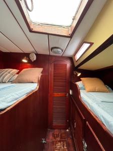 Postel nebo postele na pokoji v ubytování Shakira Sails + 3 fotografie