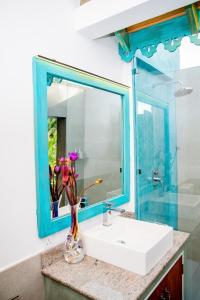 Ένα μπάνιο στο Sithagi River Front Villa Weligama