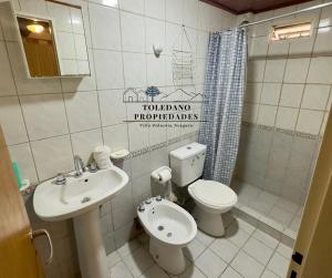 Et badeværelse på Aire de Montaña + 5 billeder