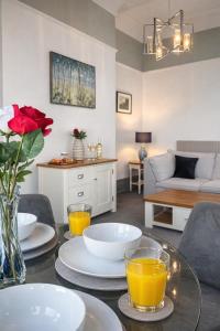 Et opholdsområde på Castle Mount Deluxe Apartment