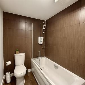 Koupelna v ubytování Cosy 4-Bed Buckshaw Village - Parking - Pets